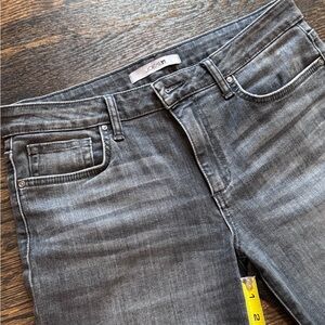 Joe’s Jeans Straight Crop Size 30 | Faded Gray Wash | Stretch Denim | Like New